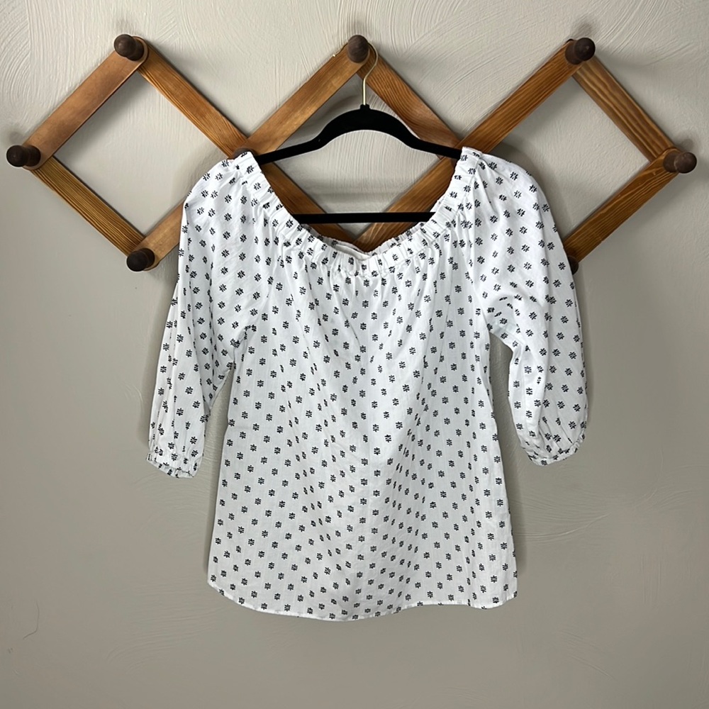 NWT H&M Off the shoulder top sz 2